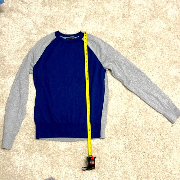 Banana Republic Sweater - Picture 1 of 4